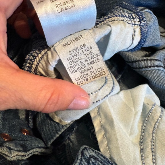 Mother The Triple Stack Insider Ankle Jeans Chick Flick Wash Size 29 (1053) - Picture 7 of 13